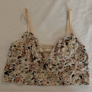 🦋FREE PEOPLE VELVET BRALETTE 🦋